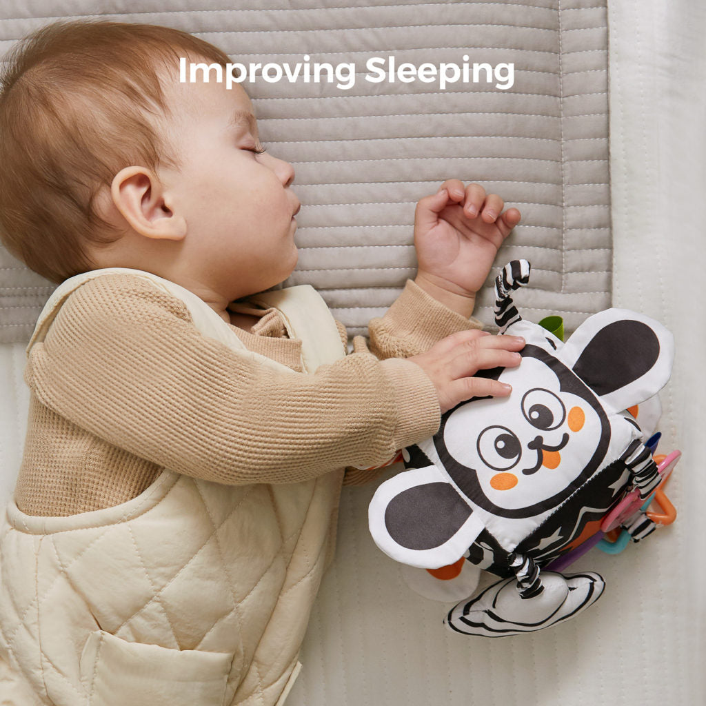 Tumama Kids - Cube Hanging Rattle - Black And White