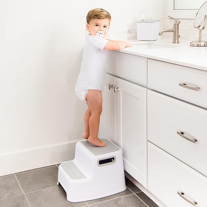 Ubbi - 2 Step Stool - white&Gray - Bath Time