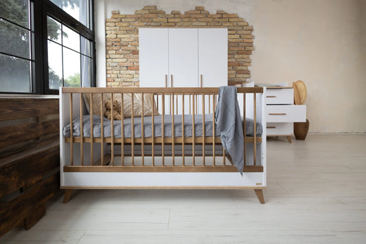 Faktum - Flip Convertible Baby Junior Bed - 140x70cm - Adjustable Mattress Base