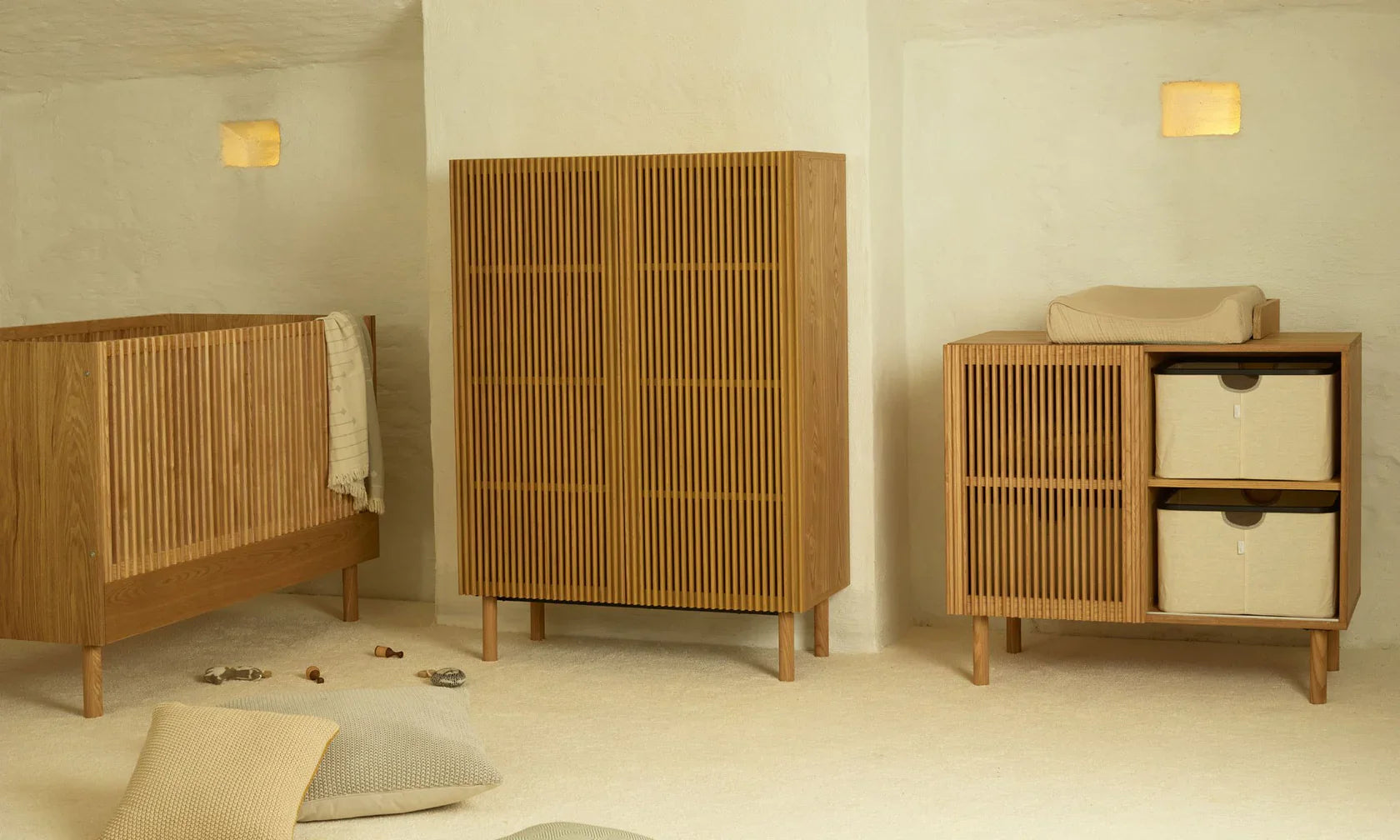 Hai No Ki Bed 140 x 70 Cm Natural Ash Crib