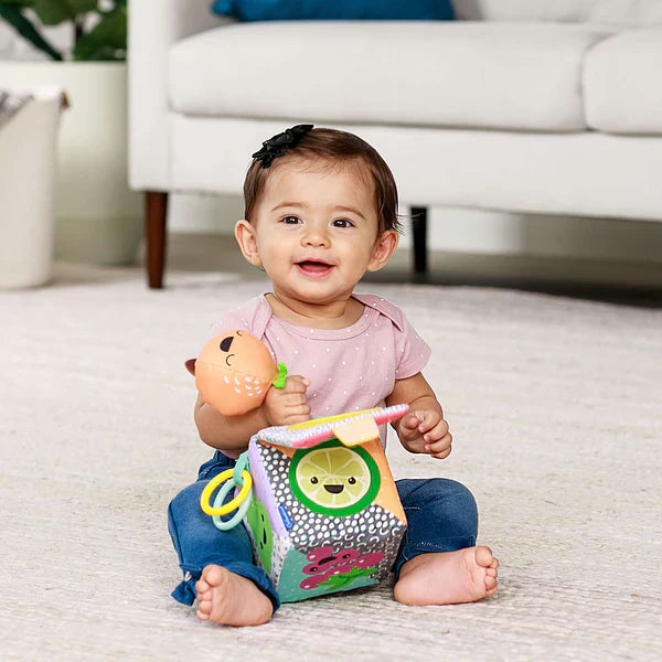 Infantino Peek & Seek Sensory Discovery Cube