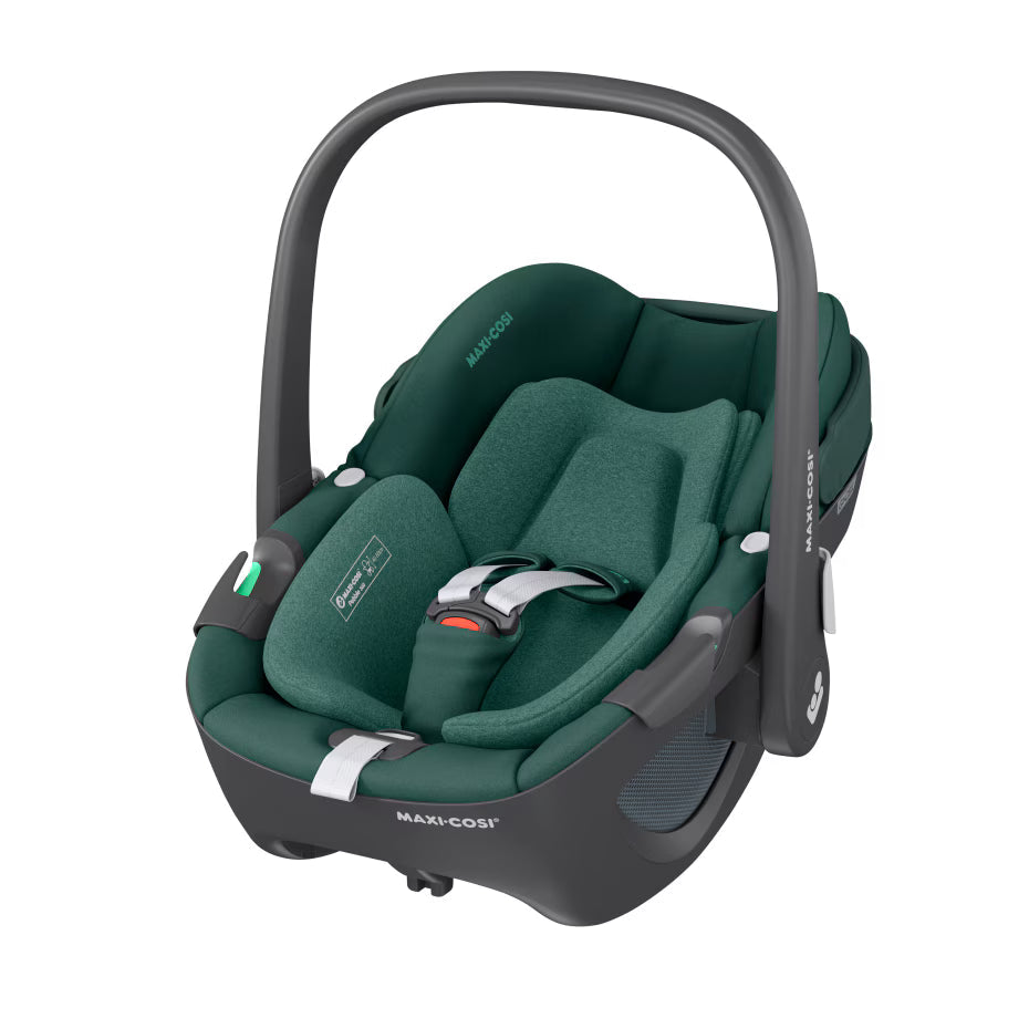 MAXI COSI PLAZA+ ESSENTIAL GREEN 3 Piece Bundle

Plaza+ Stroller & Carrycot.
Pebble 360 Pro Car Seat.
FamilyFix 360 Pro Base.