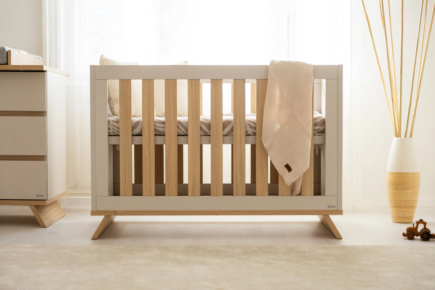 Faktum - Sienna Full Nursery Bedroom