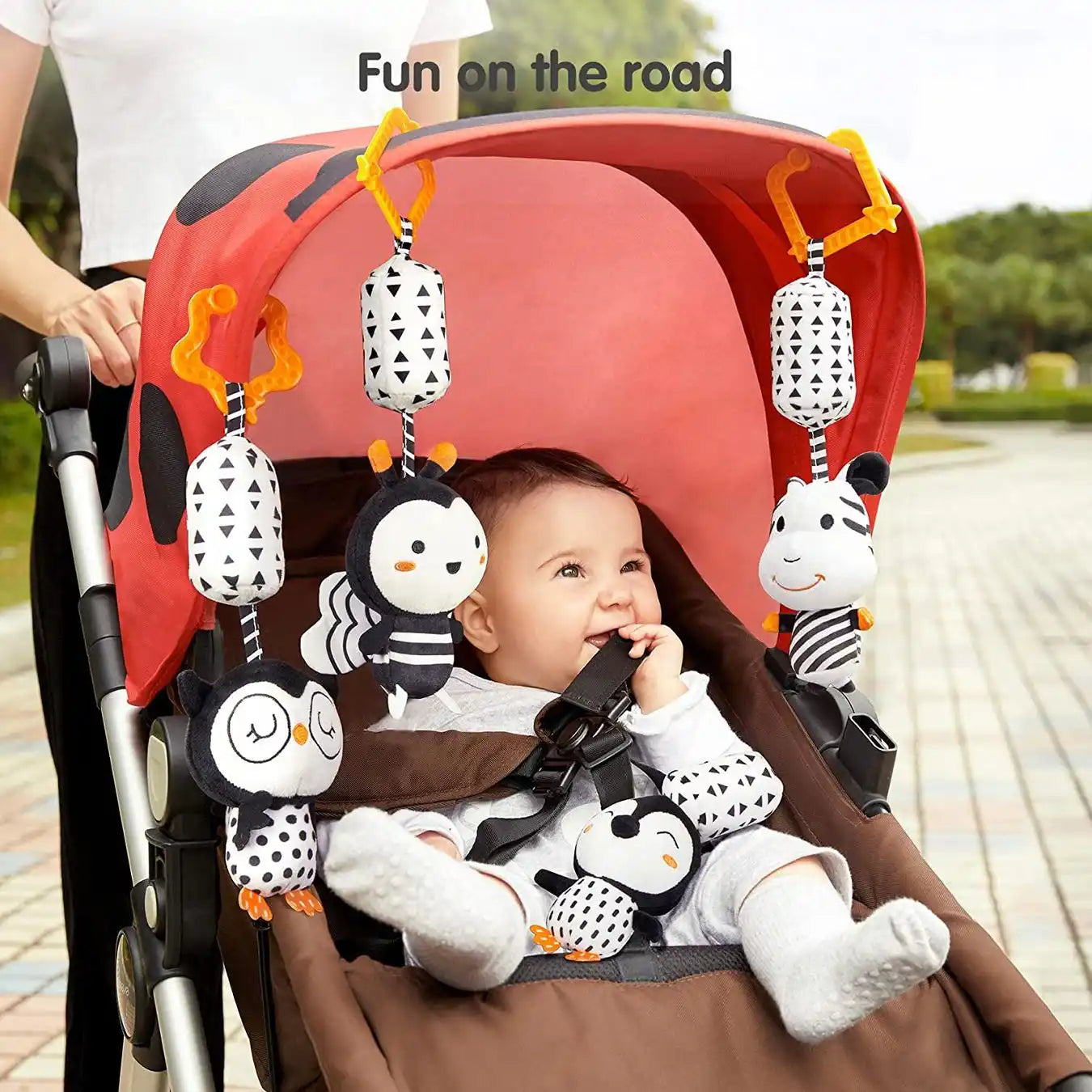 Tumama Kids - Animal Hanging Rattle Set - Black & White