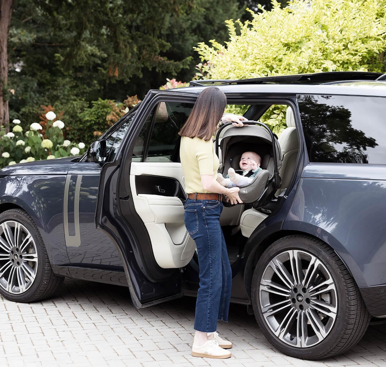 Joie - I-Level Pro Signature Car Seat - Sandstone