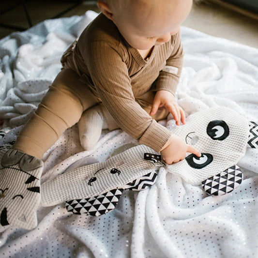 BabyOno - Flat Cuddly Toy - Happy Panda Blink & Smile