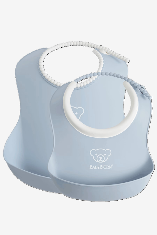 BABYBJORN FEEDING BIB SET. POWDER BLUE