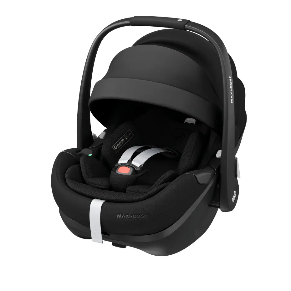 MAXI COSI PLAZA+ ESSENTIAL BLACK 3 Piece Bundle

Plaza+ Stroller & Carrycot.
Pebble 360 Pro Car Seat.
FamilyFix 360 Pro Base.