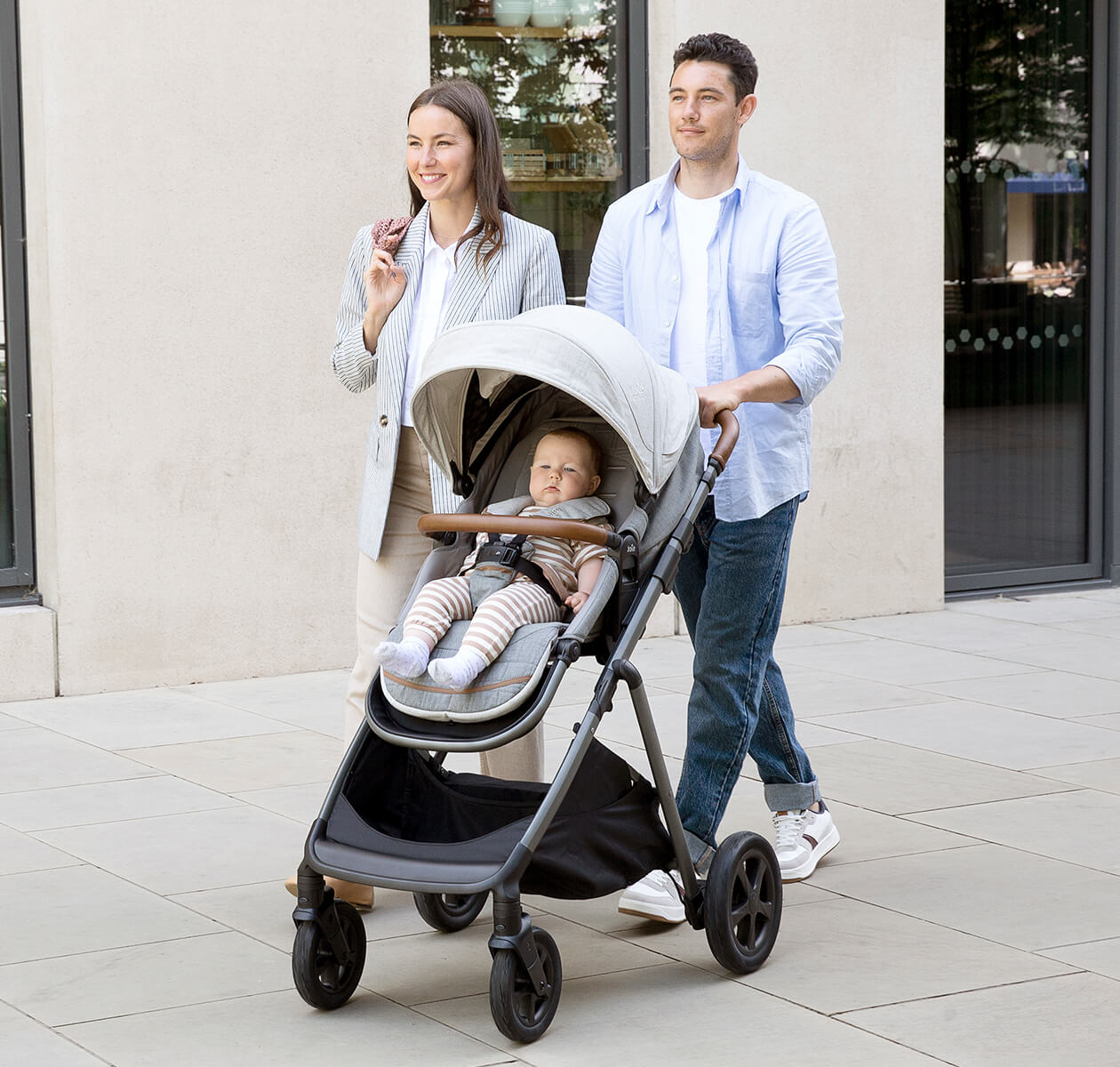 Aeria stroller signature Oyster + I-Level car seat signature with LX 2 Isofix base