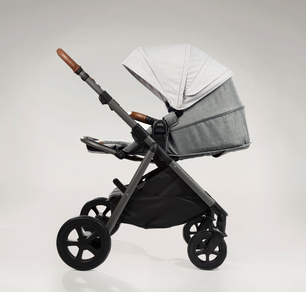 Aeria stroller signature Oyster + I-Level car seat signature with LX 2 Isofix base