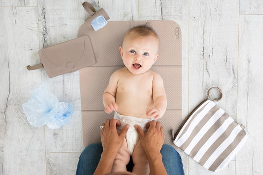 Ubbi - On The Go Changing Mat - Taupe